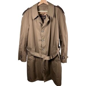 Vtg Botany 500 Men's Classic Tan Trench Coat Size 40‎ Regular Made in USA